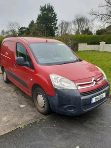 2011 - Citroen Berlingo Manual