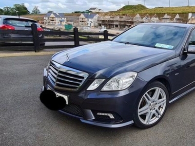 2011 - Mercedes-Benz E-Class Automatic