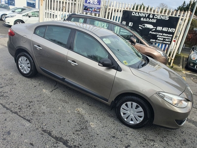 2011 - Renault Fluence Manual