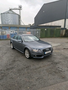 2012 - Audi A4 Manual