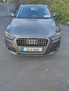 2012 - Audi Q3 Manual