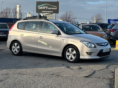 2012 - Hyundai i30 Manual