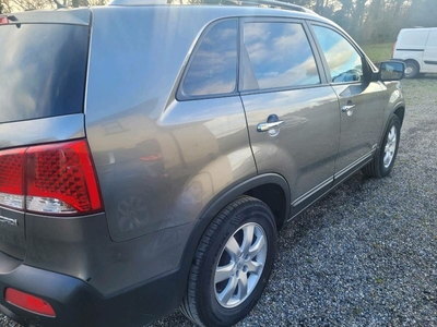 2012 - Kia Sorento Manual