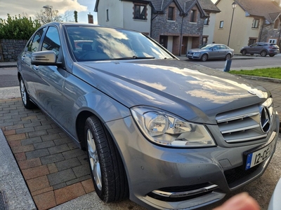 2012 - Mercedes-Benz C-Class Manual