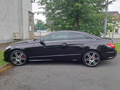 2012 - Mercedes-Benz E-Class Automatic