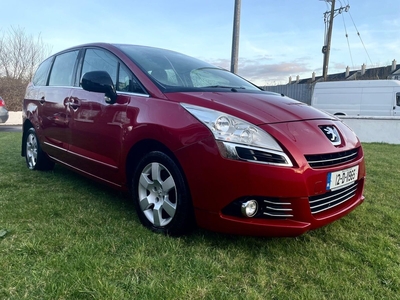 2012 - Peugeot 5008 Manual