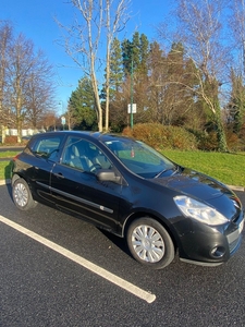 2012 - Renault Clio Manual