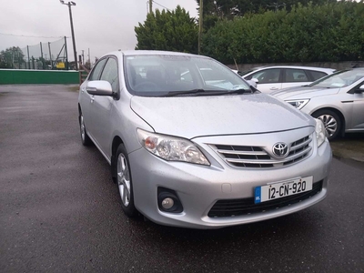 2012 - Toyota Corolla Manual