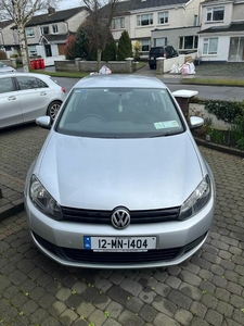 2012 - Volkswagen Golf Manual