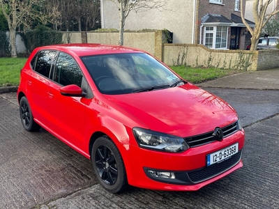 2012 - Volkswagen Polo Automatic