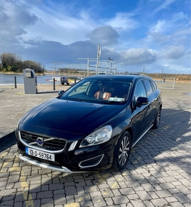 2012 - Volvo V60 Automatic