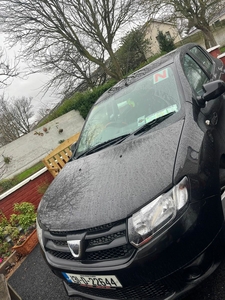 2013 - Dacia Sandero Manual