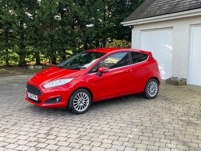 2013 - Ford Fiesta Manual