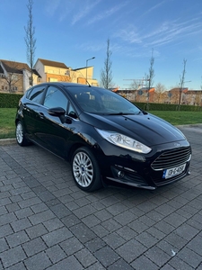 2013 - Ford Fiesta Manual