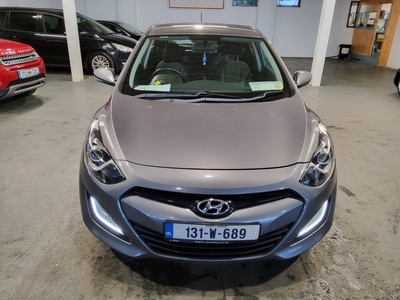 2013 - Hyundai i30 Manual