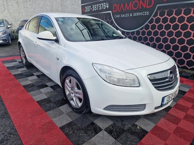 2013 - Opel Insignia Manual