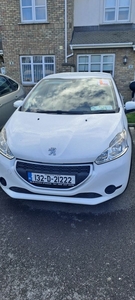 2013 - Peugeot 208 Manual