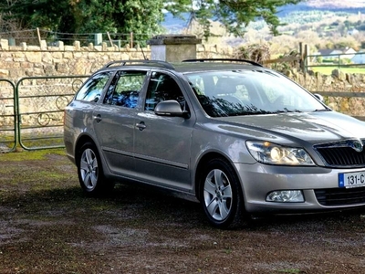 2013 - Skoda Octavia Manual