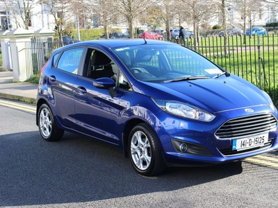 2014 - Ford Fiesta Manual