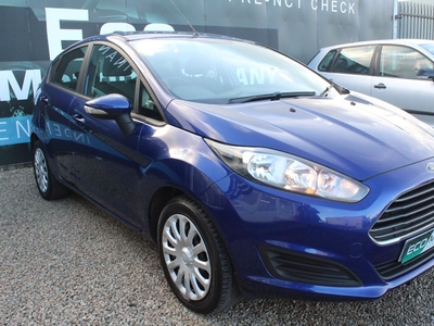 2014 - Ford Fiesta Manual