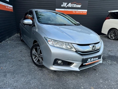 2014 - Honda GRACE Automatic