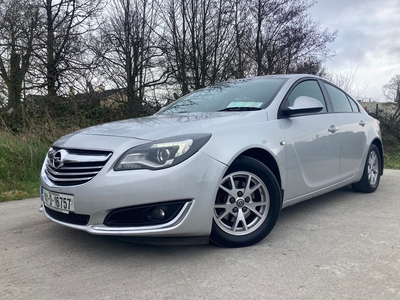 2014 - Opel Insignia Manual