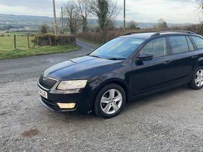 2014 - Skoda Octavia Manual