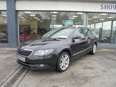 2014 - Skoda Superb Manual