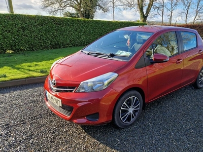 2014 - Toyota Yaris Manual