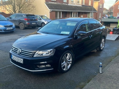 2014 - Volkswagen Passat Manual