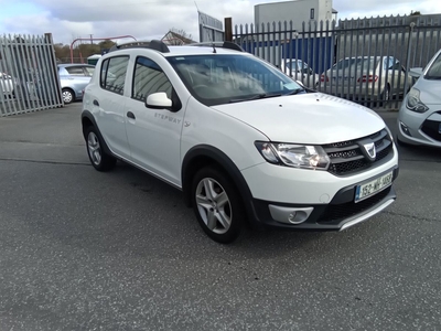 2015 - Dacia Sandero Stepway Manual