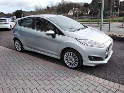 2015 - Ford Fiesta Automatic