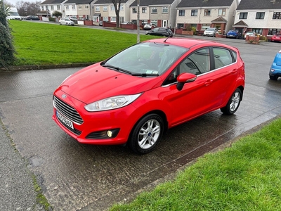 2015 - Ford Fiesta Manual