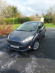 2015 - Ford Fiesta Manual