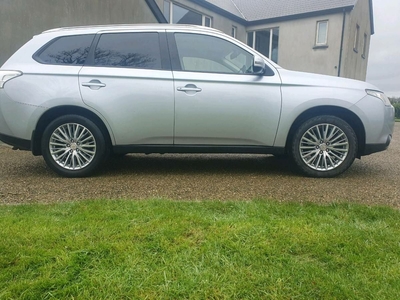 2015 - Mitsubishi Outlander Manual