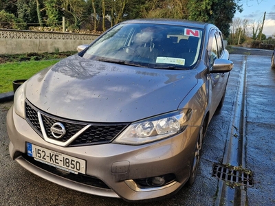 2015 - Nissan Pulsar Manual