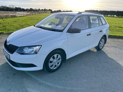 2015 - Skoda Fabia Manual