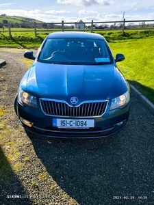 2015 - Skoda Superb Manual