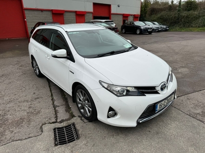 2015 - Toyota Auris Automatic