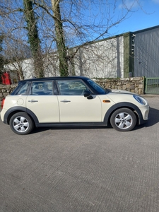 2016 - Mini Cooper Manual