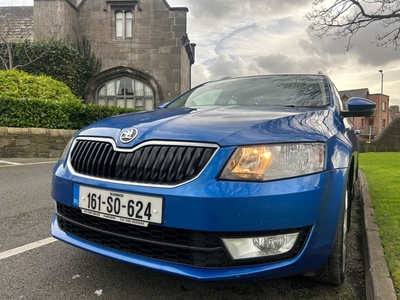 2016 - Skoda Octavia Manual