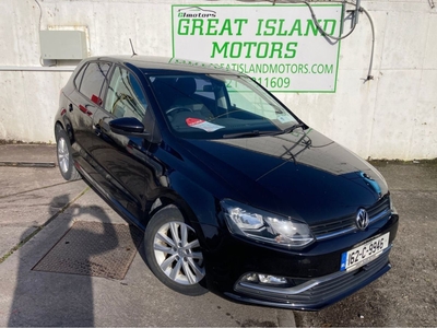 2016 - Volkswagen Polo Automatic