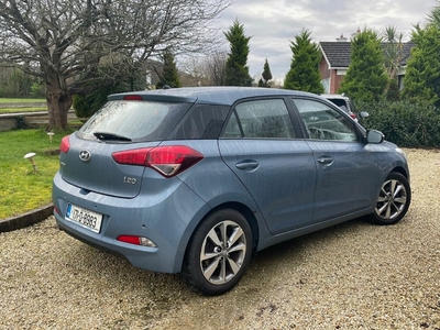 2017 - Hyundai i20 Manual