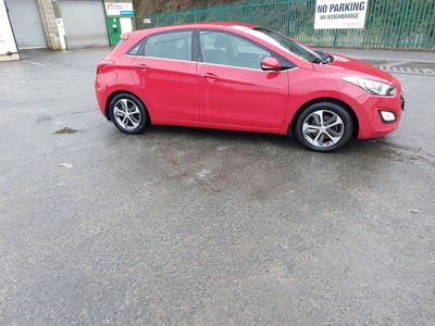 2017 - Hyundai i30 Manual