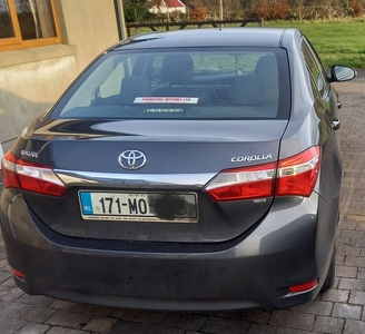 2017 - Toyota Corolla Manual