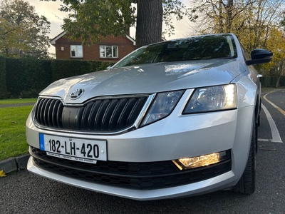 2018 - Skoda Octavia Manual