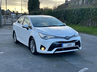 2018 - Toyota Avensis Manual