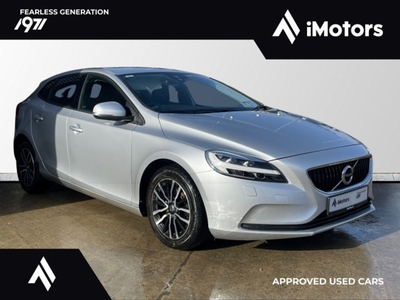 2018 - Volvo V40 Manual