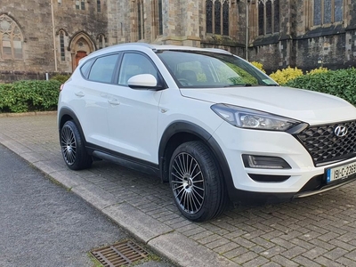 2019 - Hyundai Tucson Manual