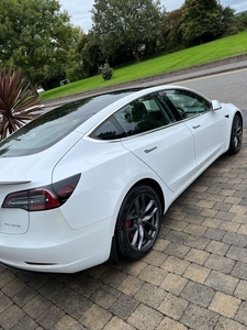 2019 - Tesla MODEL 3 Automatic